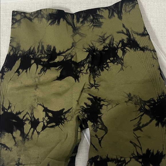 Green Tie-Dye high waisted tummy control Women's Shorts - Picture 5 of 5